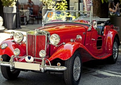Pièces détachées autommobiles